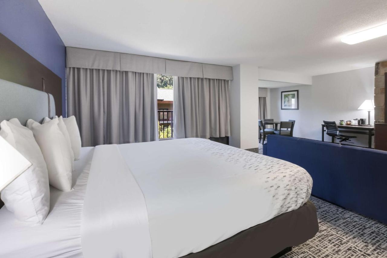 Surestay Plus Hotel By Best Western Gatlinburg Exterior photo