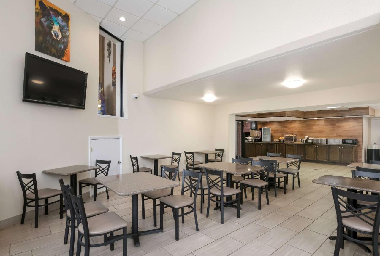 Surestay Plus Hotel By Best Western Gatlinburg Exterior photo